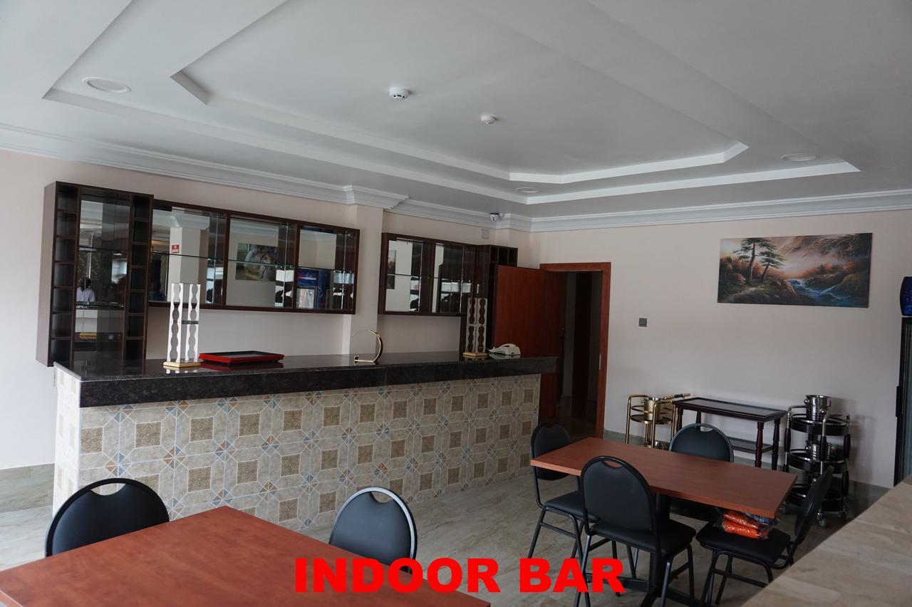 Aenon Suites Oshogbo Ngoại thất bức ảnh